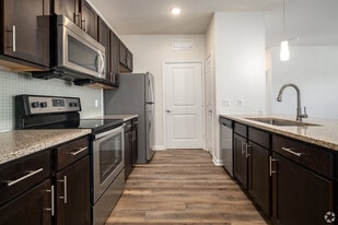 23000 Bellaire Blvd in Richmond, TX - Building Photo