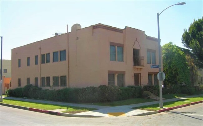 466 N Orange Grove Ave, Unit 464 in Los Angeles, CA - Foto de edificio - Building Photo