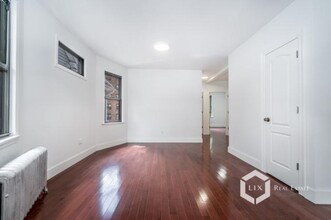 518 E 8th St in Brooklyn, NY - Building Photo - Building Photo