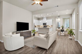 28100 Rocky Heights Dr in Spring, TX - Building Photo - Building Photo