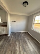 4066 Hinsdale Rd in South Euclid, OH - Building Photo - Building Photo