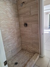 1067 S Herbert Ave in Los Angeles, CA - Building Photo - Building Photo