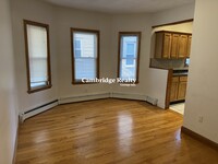 633 Boston Ave, Unit 1T in Medford, MA - Foto de edificio - Building Photo