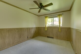 9720 SE 41st St in Mercer Island, WA - Building Photo - Building Photo