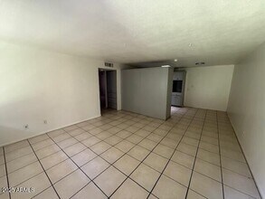 5107 E Oak St in Phoenix, AZ - Building Photo - Building Photo