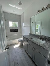 8305 Prairie View Dr in Houston, TX - Building Photo - Building Photo