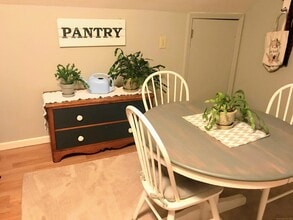 137 Kenney St in Bristol, CT - Building Photo - Building Photo