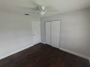 6607 Rhone Dr in Jacksonville, FL - Building Photo - Building Photo