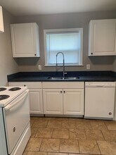 657 W 44th St in Indianapolis, IN - Foto de edificio - Building Photo