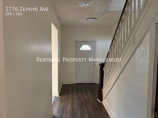 2776 Zephyr Ave in Pittsburgh, PA - Building Photo - Building Photo