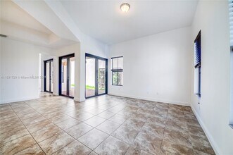 3770 NW 84th Way in Pembroke Pines, FL - Building Photo - Building Photo