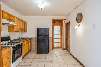 35 Harmon St in Jersey City, NJ - Building Photo - Building Photo