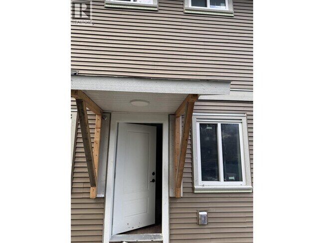 11442-11240 240 St in Maple Ridge, BC - Building Photo - Building Photo