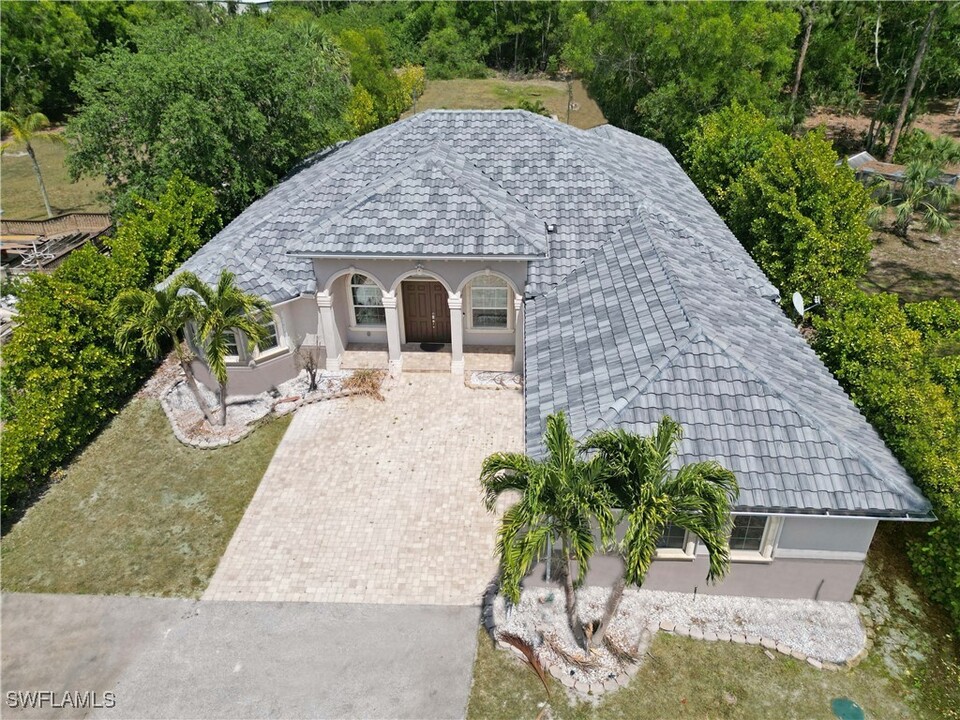 3120 68th St SW in Naples, FL - Building Photo