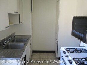 1060 Mira Mar Ave in Long Beach, CA - Building Photo - Building Photo