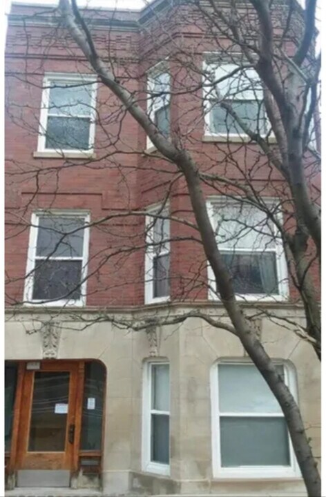 1723 N Kedzie Ave in Chicago, IL - Building Photo