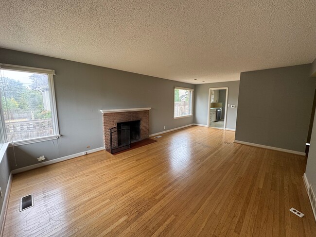 6227 53rd Ave NE in Seattle, WA - Building Photo - Building Photo