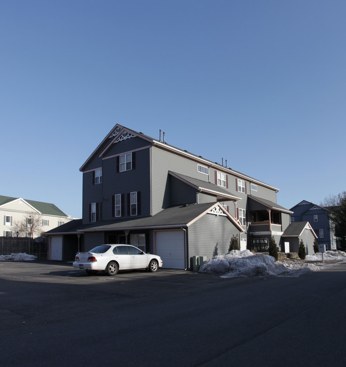 Kings Point Apartments in Schenectady, NY - Foto de edificio