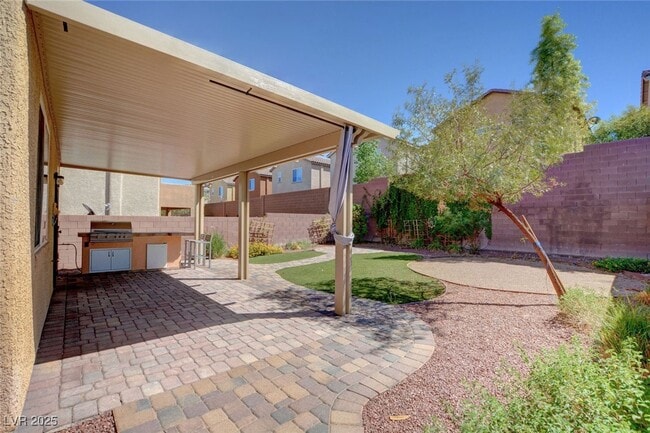 property at 7419 Bakewell Ave