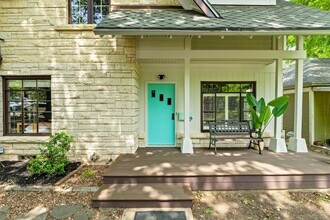 1806 Eva St in Austin, TX - Foto de edificio - Building Photo