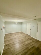 1461 Pawtucket Blvd in Lowell, MA - Foto de edificio - Building Photo