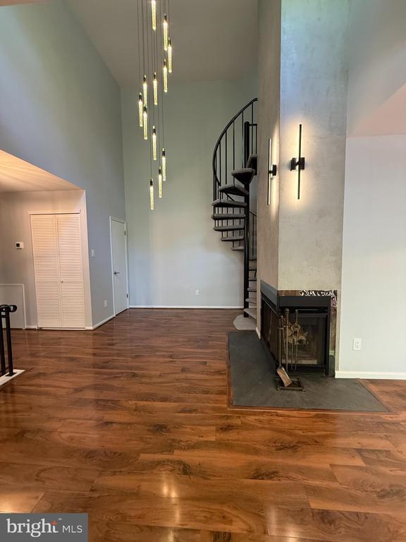 property at 46 Woodbine Ct