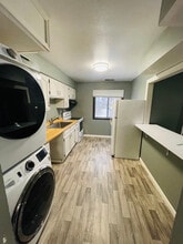 9088 N 85th St in Milwaukee, WI - Building Photo - Building Photo