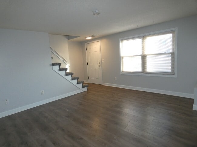 5220 NE 57th St in Kansas City, MO - Building Photo - Building Photo