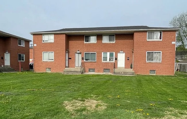 property at 807 Manning Ave