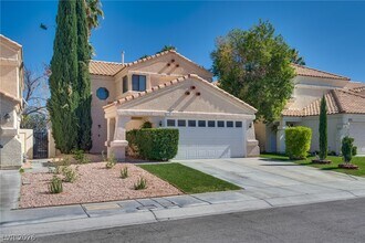 2232 Chapman Hill Dr in Las Vegas, NV - Building Photo - Building Photo