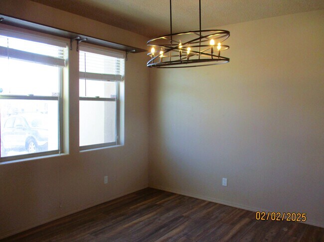 2120 Camino Rincon in Los Lunas, NM - Building Photo - Building Photo