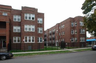 6100 Eberhart in Chicago, IL - Building Photo - Building Photo