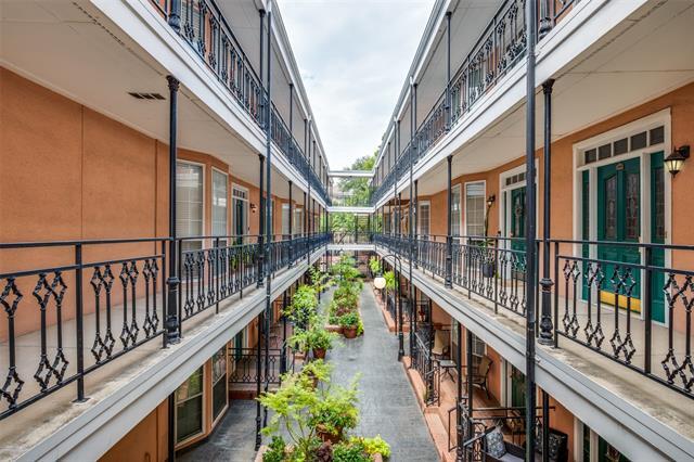 3208 Cole Ave in Dallas, TX - Foto de edificio - Building Photo