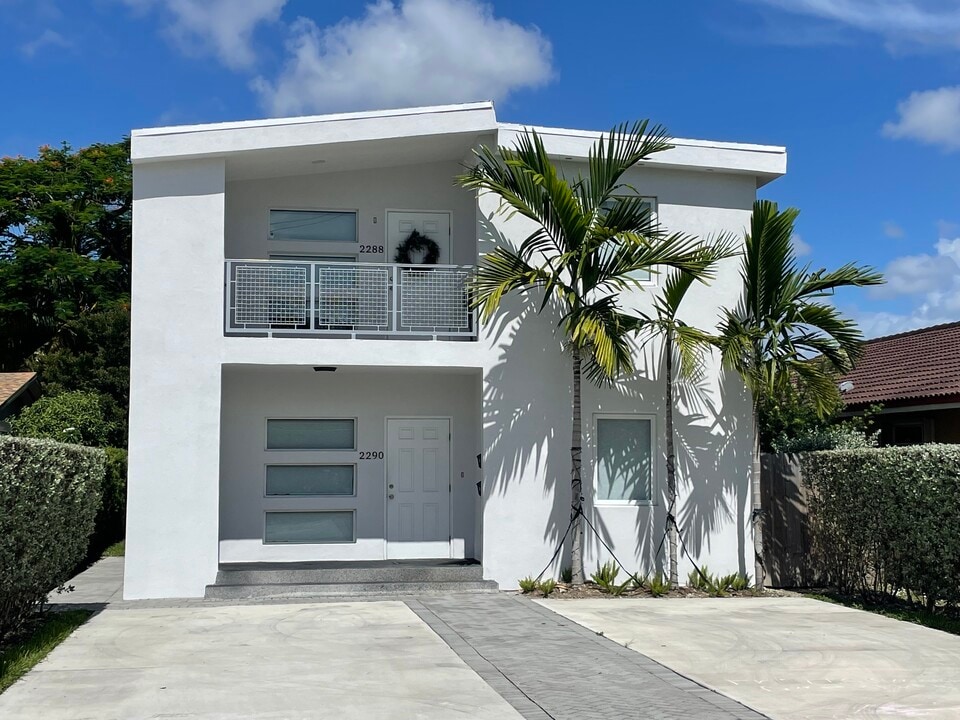 2288 SW 58th Ave in Miami, FL - Foto de edificio