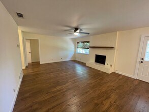 11505 Murcia Dr in Austin, TX - Building Photo - Building Photo
