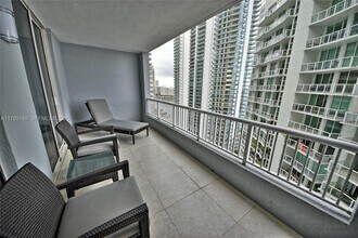 170 SE 14th St in Miami, FL - Building Photo - Building Photo