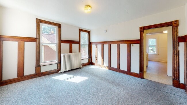 property at 1109 17th Ave SE