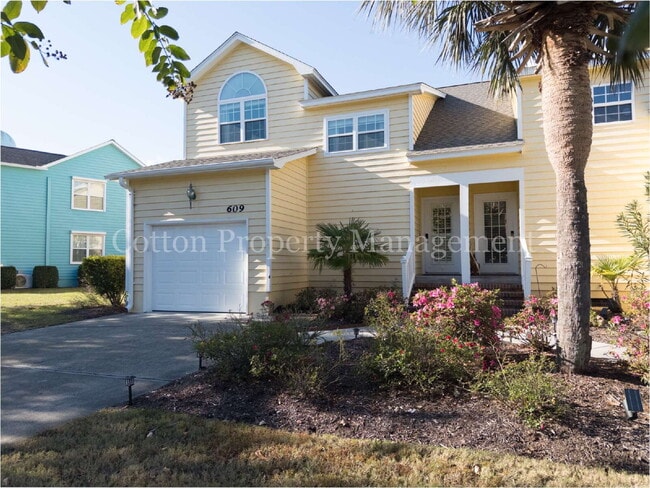 609 Sloop Pointe Ln in Kure Beach, NC - Building Photo - Building Photo