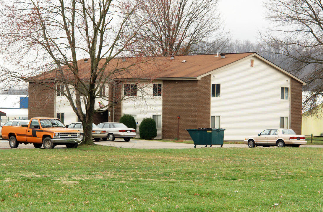 Building A in Ravenswood, WV - Building Photo