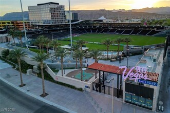 1916 Redbird Crest Ln in Las Vegas, NV - Building Photo - Building Photo