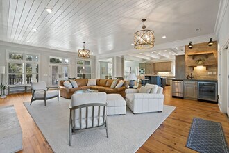 297 Ocean Green Dr in Georgetown, SC - Building Photo - Building Photo