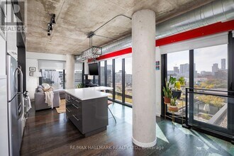 51 Trolley Cres in Toronto, ON - Building Photo - Building Photo