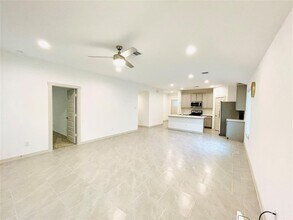 3835 Sparkman Ln in Katy, TX - Building Photo - Building Photo