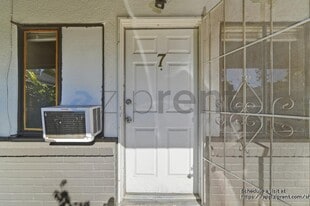 139 W 18th St in Merced, CA - Building Photo
