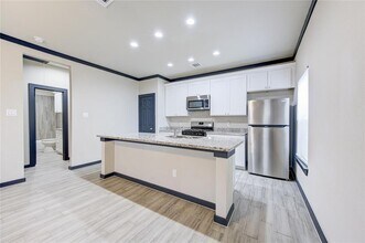 8103 Glass St in Houston, TX - Building Photo - Building Photo