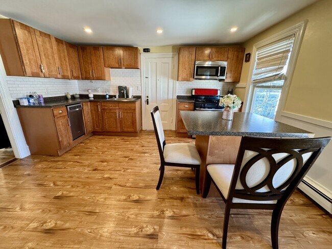 12 French Ave, Unit 3