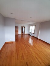 39-48-48 65th St in Queens, NY - Building Photo - Building Photo