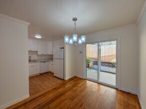 381 Locust Ave in San Rafael, CA - Building Photo - Building Photo