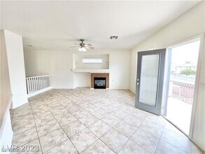 9325 Hidden Harbor Ave in Las Vegas, NV - Building Photo - Building Photo