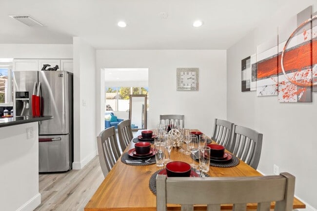 921 SE 13th Ct in Deerfield Beach, FL - Building Photo - Building Photo